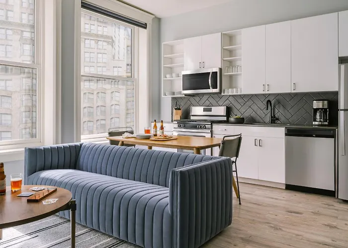 Sonder By Marriott Bonvoy The Plymouth Apartments Loop