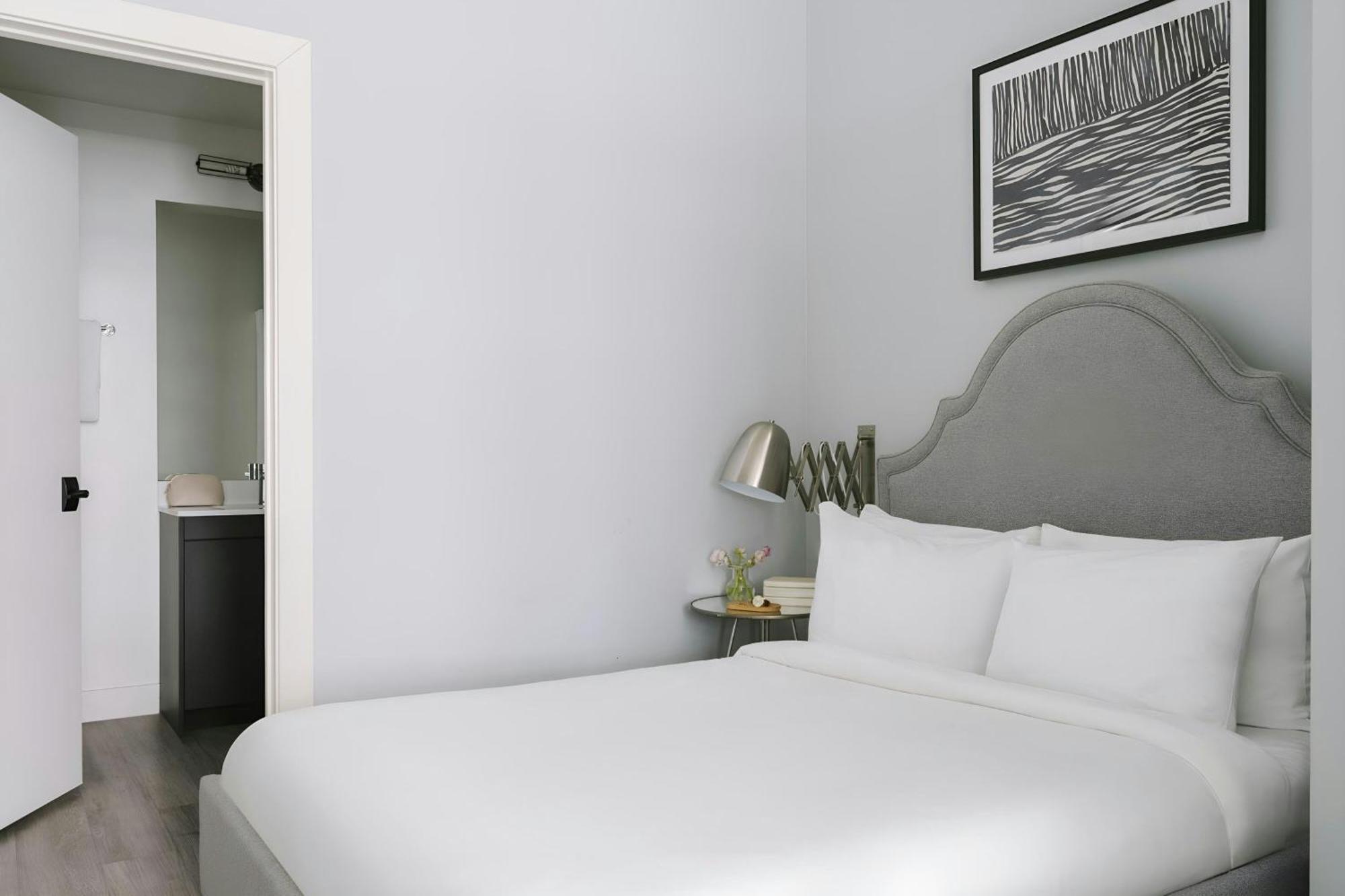 Sonder By Marriott Bonvoy The Plymouth Apartments Loop
